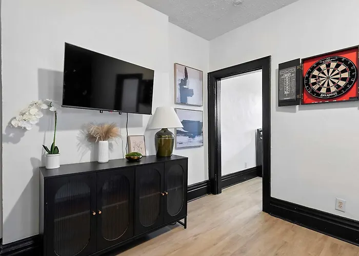 Merion Village Residences 1166 Columbus